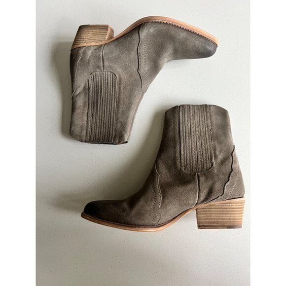 NWOB FREE PEOPLE New Frontier taupe Chelsea boots size 39 - Picture 9 of 10